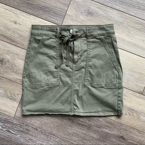 AE Green Super Stretch High-Rise Mini Skirt with Drawstring (XS/S)